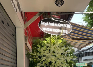 Nội dung ghi trên vòng hoa đám tang: Cách ghi phù hợp và ý nghĩa nhất?