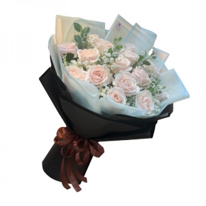 Bó hoa hồng kem mix hoa baby trắng tặng sinh nhật phái nữ