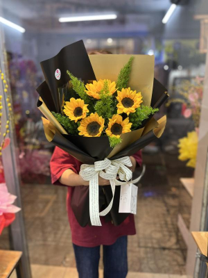 Bó hoa hướng dương 5 bông tặng chúc mừng sự kiện nhân viên