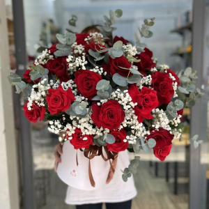 Hộp hoa hồng đỏ Ecuado tặng sinh nhật