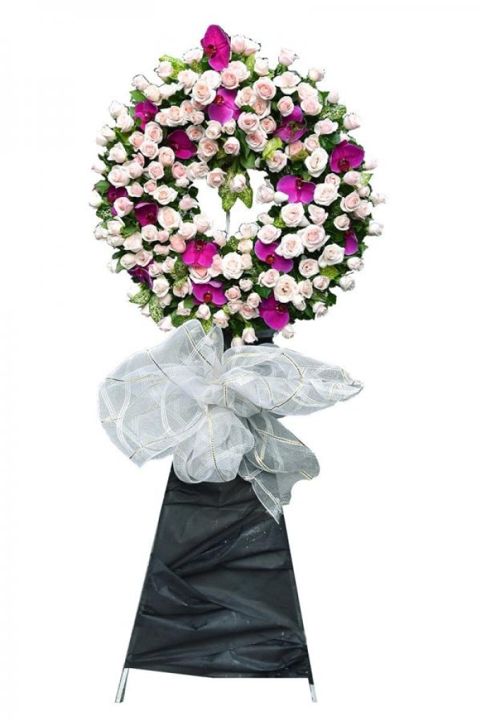 Đặt Vòng hoa kính viếng Quận 3 - Chất lượng và ý nghĩa 621687705
