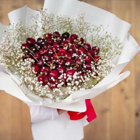 Gợi ý những bó hoa cherry đẹp, ý nghĩa dành tặng cho người yêu 263300658
