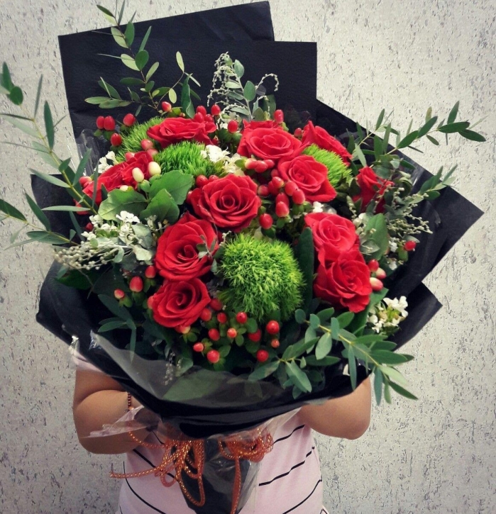 Mách bạn tặng hoa sinh nhật cho bạn trai phù hợp  249171644