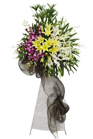 Vòng hoa kính viếng Quận 7 - Sự lựa chọn hoàn hảo 363500787