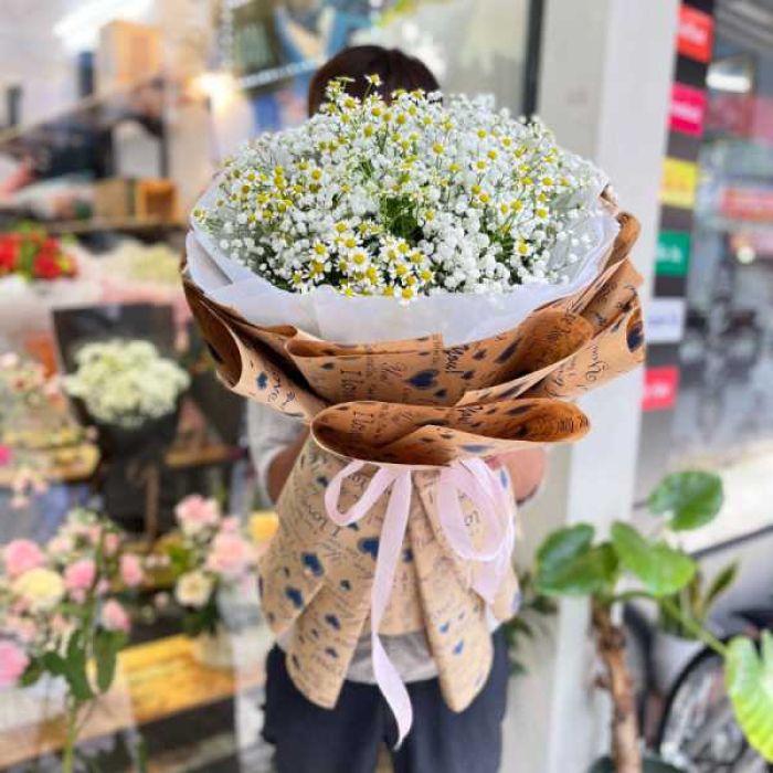 Đặt hoa sinh nhật quận 12 giá rẻ giao ngay 1683376514