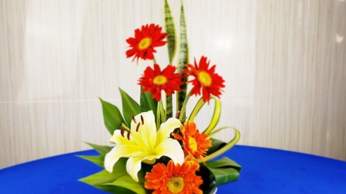 Mách bạn cách chọn 8 lẵng hoa đẹp tặng sinh nhật theo từng đối tượng 1726340921