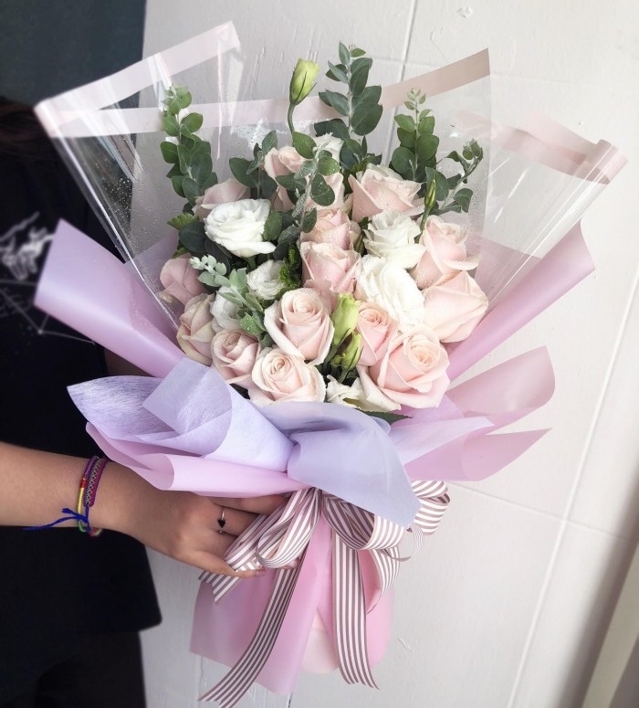 Top 8 mẫu hoa hồng đẹp tặng sinh nhật khiến nhiều người mê mẩn 2035960063