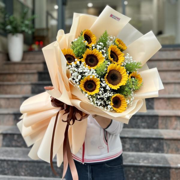 Bó hoa hướng dương 9 bông mix baby thích hợp tặng 8/3 ý nghĩa  2
