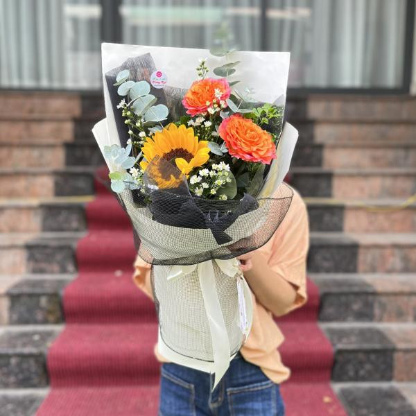 Bó hoa hướng dương mix hồng cam spirit, thạch thảo tặng tốt nghiệp bạn thân 2