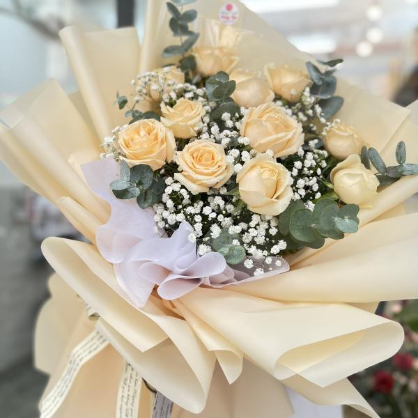 Bó hoa hồng trứng gà 13 bông mix baby tặng sinh nhật ý nghĩa  3