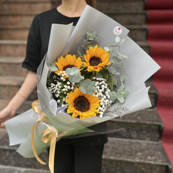 Bó hoa hướng dương tặng tốt nghiệp giá rẻ 1