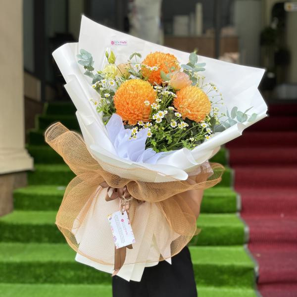 Bó hoa cúc mẫu đơn cam tặng sinh nhật ý nghĩa  3