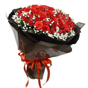Bó hoa hồng 70 bông Tình Yêu Lung Linh
