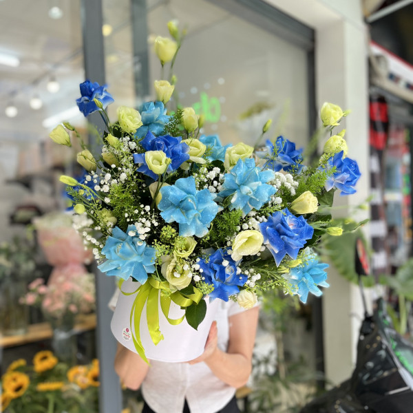 Hộp hoa hồng xanh mix cát tường : hoa tặng chúc mừng đẹp  3