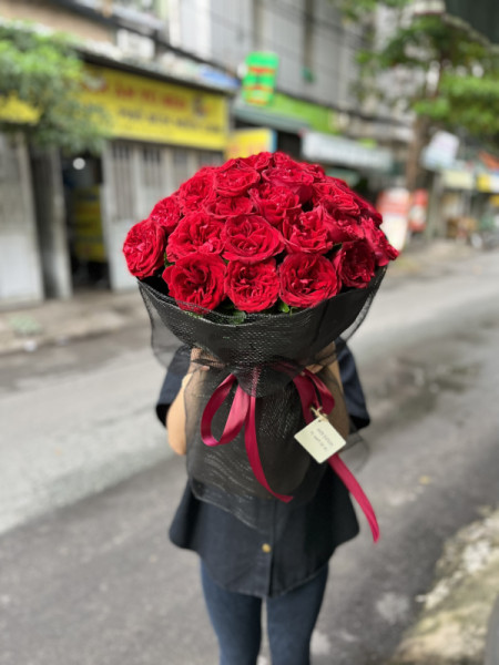 Bó hoa hồng đỏ ohara 28 bông tặng sinh nhật 1