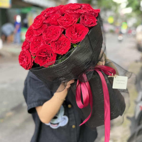 Bó hoa hồng đỏ ohara 28 bông tặng sinh nhật 3
