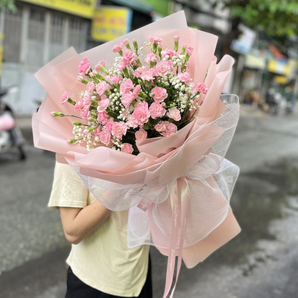 Bó hoa cẩm chướng hồng tặng chúc mừng sinh nhật ý nghĩa  3