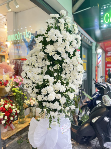 Kệ hoa viếng, hoa chia buồn đám tang cúc trắng 2