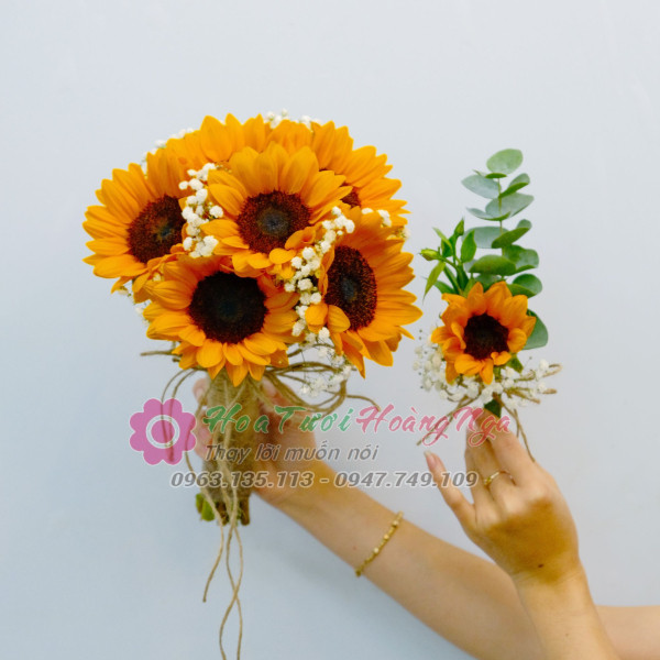 Hoa cưới cầm tay cô dâu hướng dương mix baby  1