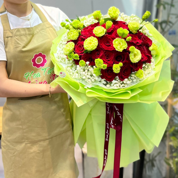 Bó hoa chúc mừng sinh nhật đẹp : hồng đỏ mix baby và cát tường 3