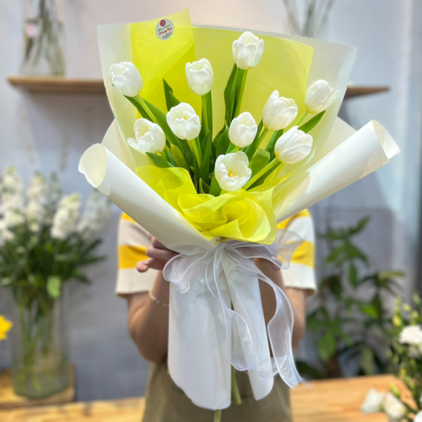 Bó hoa tuylip 10 bông tặng sinh nhật đẹp và sang trọng  1