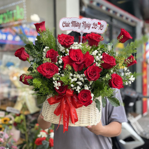Giỏ hoa lễ 8/3 hồng đỏ mix baby