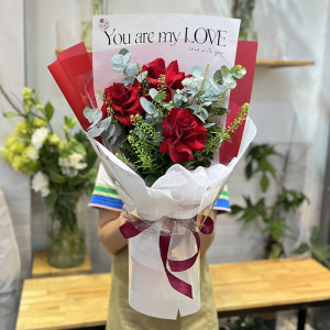 Bó hoa hồng 3 bông Ecuador tặng sinh nhật