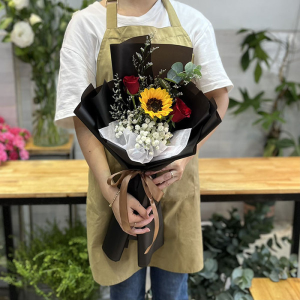 Bó hướng dương 1 bông mix baby 1