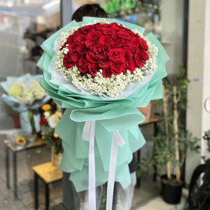 Bó hồng đỏ 50 bông tặng sinh nhật ý nghĩa