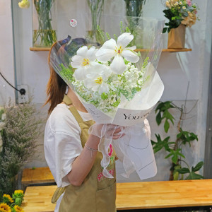 Bó hoa tulip 3 bông tặng sinh nhật người yêu