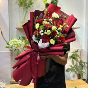 Bó hoa hồng tone đỏ tặng chúc mừng sinh nhật