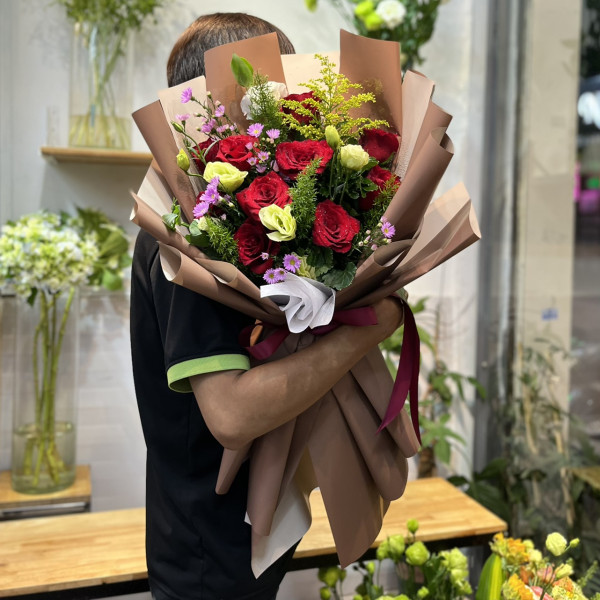 Bó hồng đỏ tặng sinh nhật sếp nữ 1