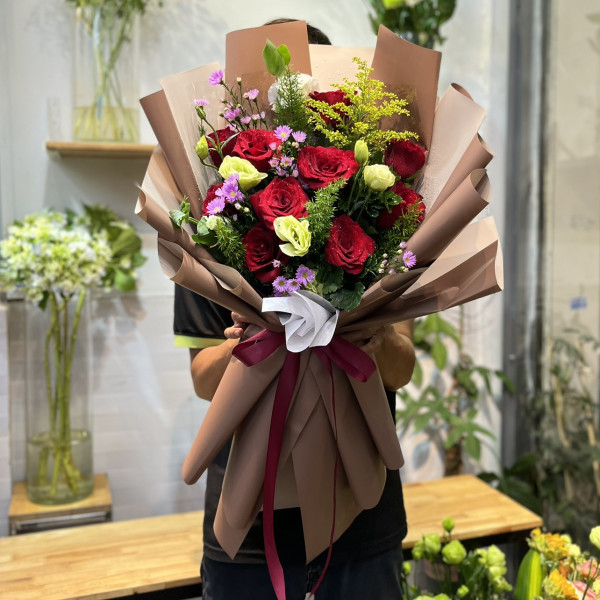 Bó hồng đỏ tặng sinh nhật sếp nữ 2