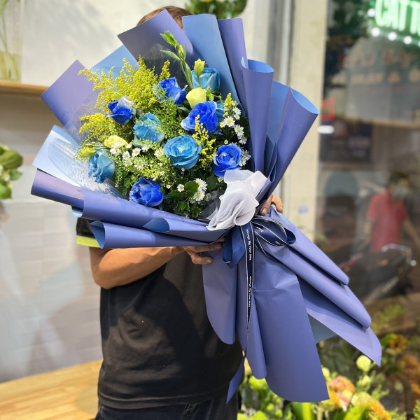 Hoa sinh nhật xanh dương pastel hiện đại 2