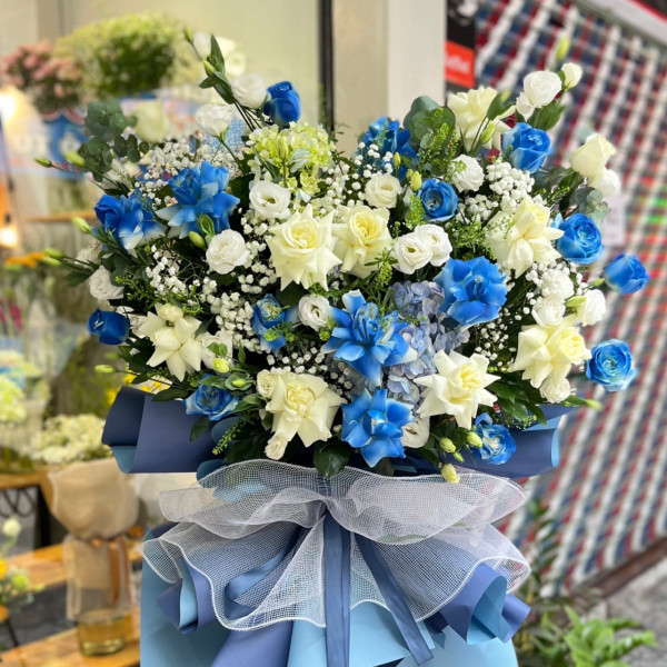 Kệ hoa khai trương 2 tầng xanh dương pastel 3