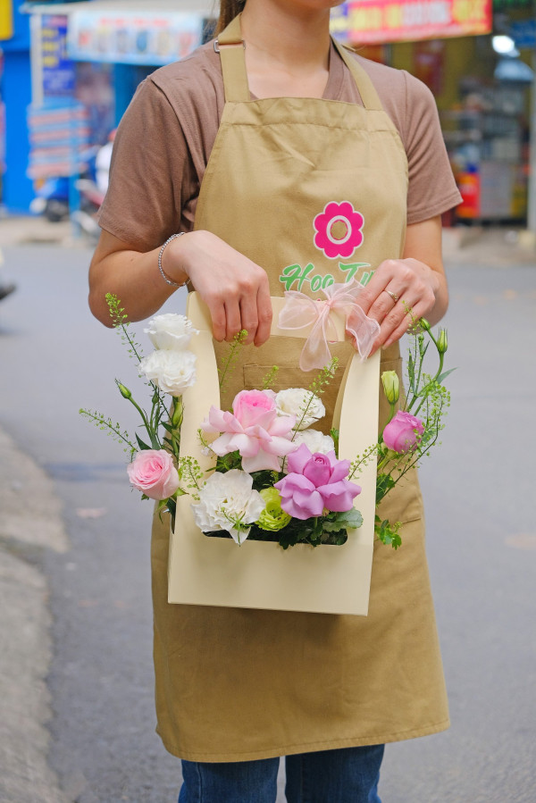 Giỏ hoa hồng nhỏ chúc mừng sinh nhật 3