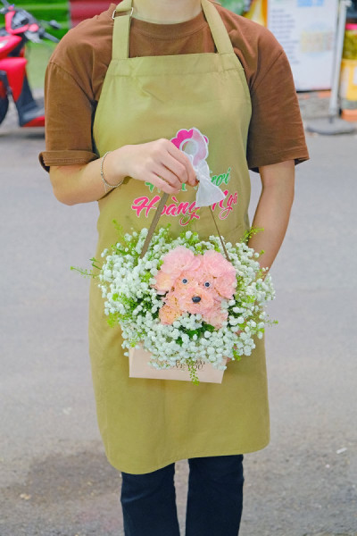 Giỏ hoa hình cún con màu hồng 3