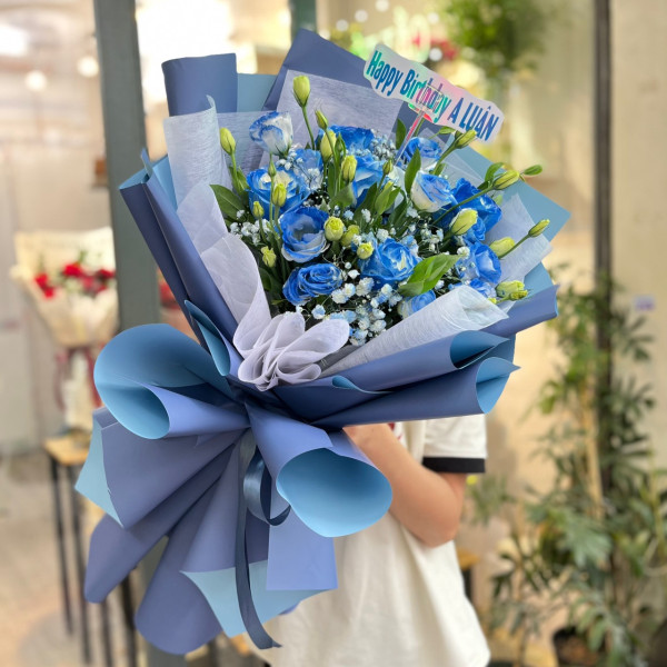 Bó hoa sinh nhật tặng Nam màu xanh dương 3