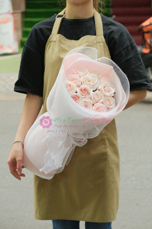 Bó hoa hồng kem 12 bông - Đáng yêu