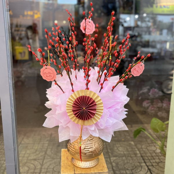 Bình hoa nụ Tầm Xuân Đỏ 30 cành 2