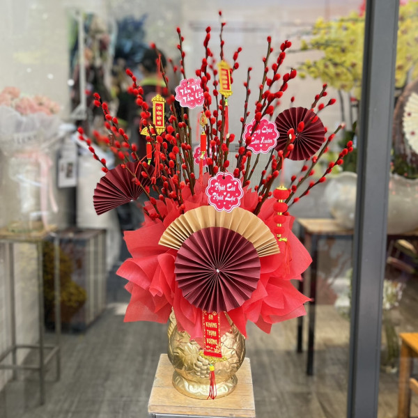 Bình hoa nụ Tầm Xuân Đỏ 30 cành bình vàng 1