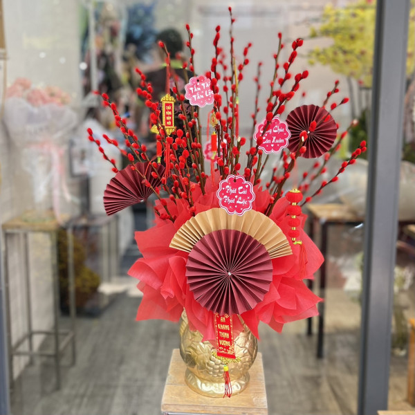 Bình hoa nụ Tầm Xuân Đỏ 30 cành bình vàng 3