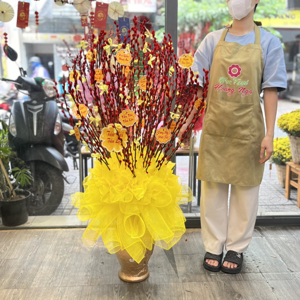 Bình Nụ Tầm Xuân đỏ 60 cành cao 1 mét 3 2