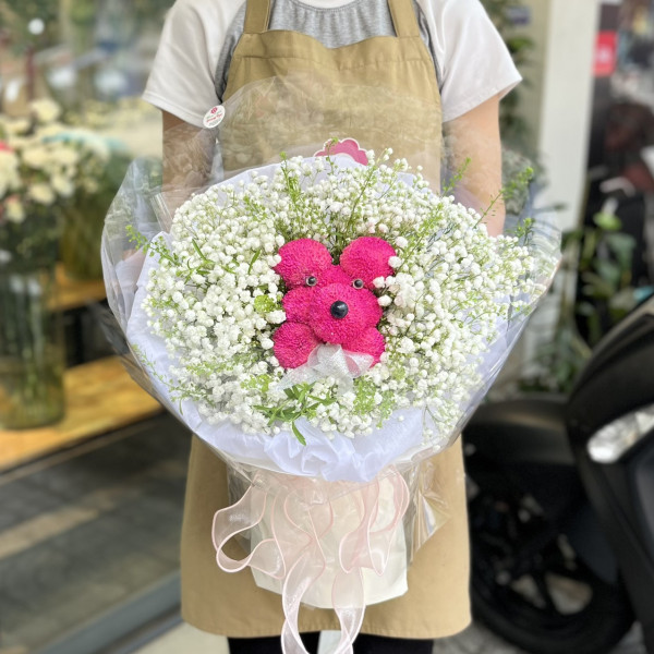 Bó hoa sinh nhật độc lạ gấu đỏ 1