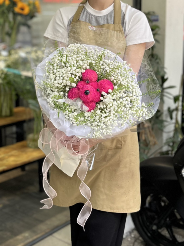 Bó hoa sinh nhật độc lạ gấu đỏ 2