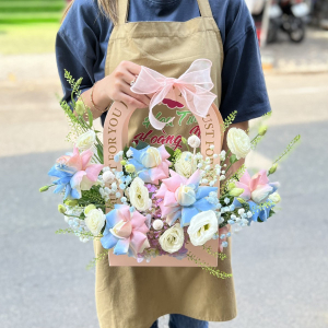 Giỏ hoa hồng xanh mini để bàn