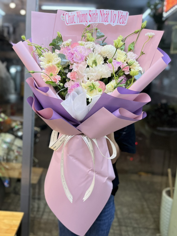 Bó hoa tím giấy tím đơn giản 3