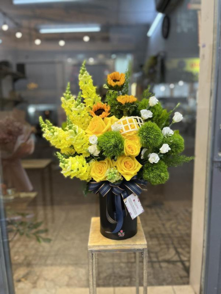 Lẵng hoa để bàng mừng khai trương tone vàng hiện đại
 -Thành Đạt 3