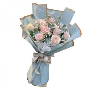 Bó hoa hồng kem 11 hoa mix baby lá bạc phối giấy xanh ngọc