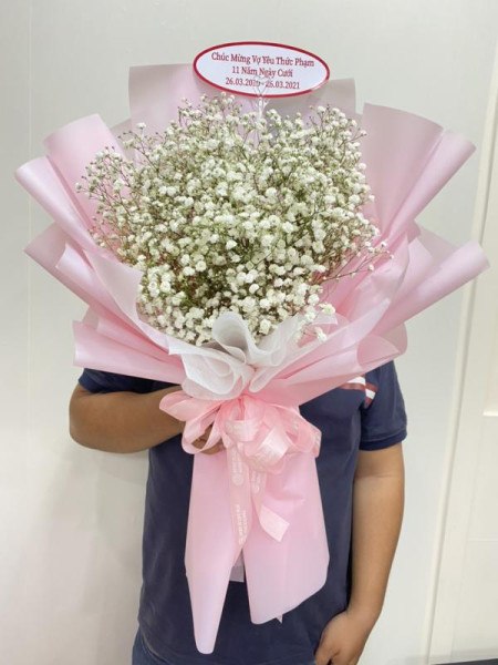 Bó hoa baby trắng phối giấy hồng  1
